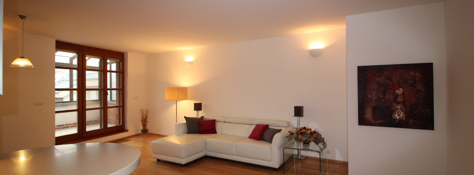 Pronájem krásného bytu 2+kk, U Nikolajky, Praha – Smíchov